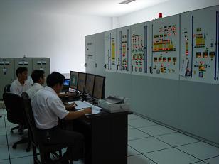 湖南九鼎集團(tuán)與我院攜手合作，共推獸藥研發(fā)新篇章